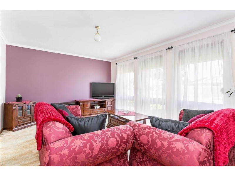 2 Angus Court, Renown Park SA 5008