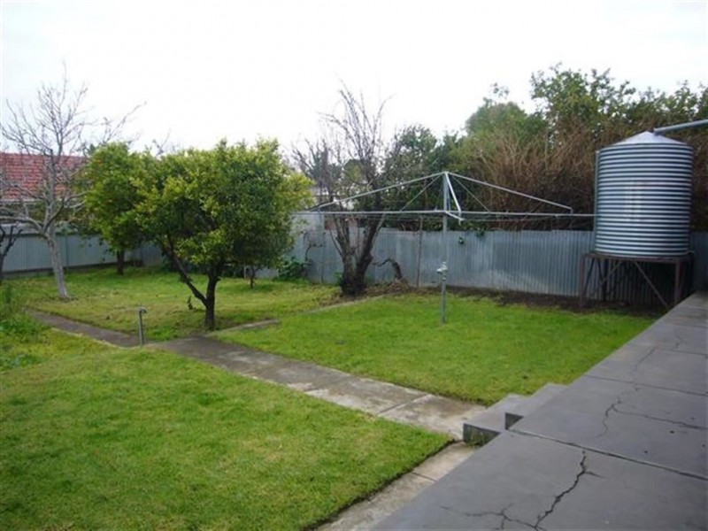 18 The Parade, Blair Athol SA 5084