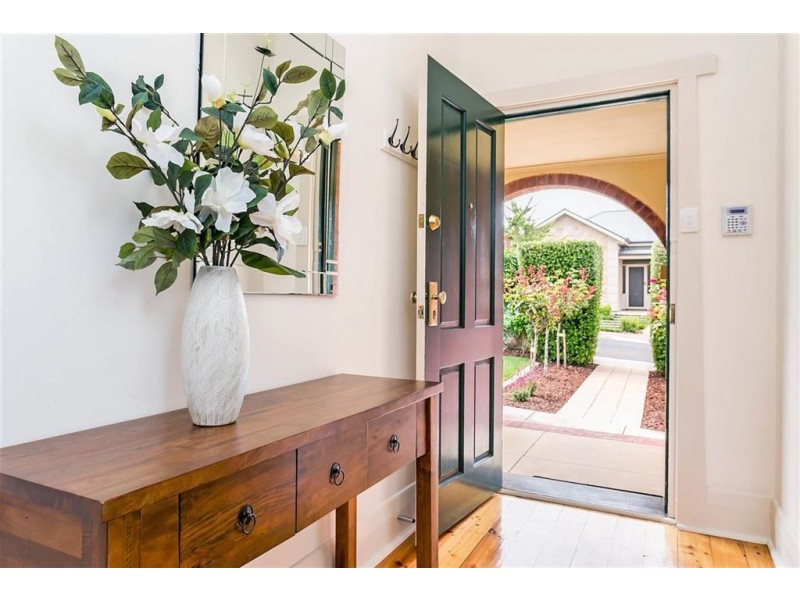 38 Cochrane Terrace, Prospect SA 5082