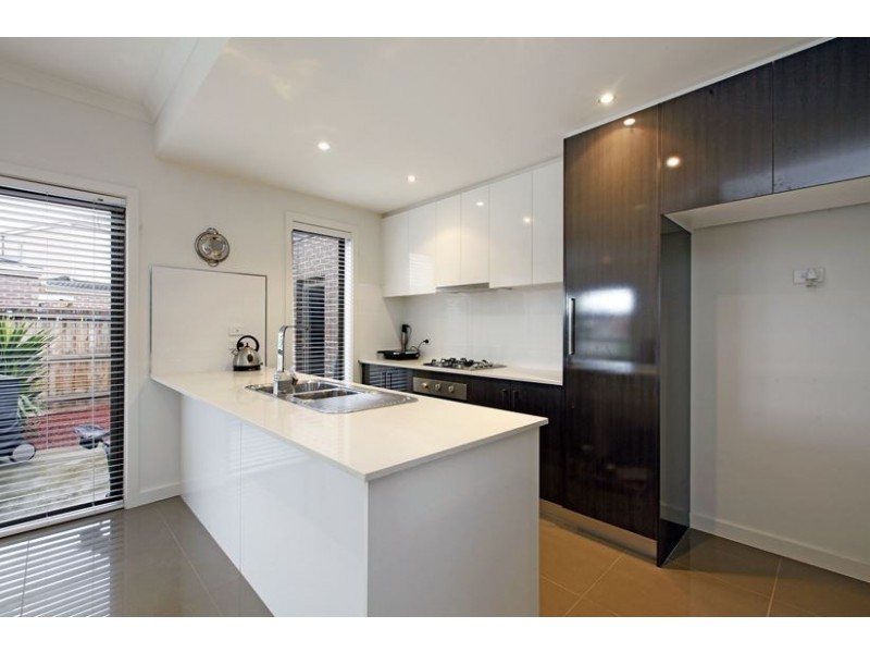 1/9 Kumara Circuit, South Morang VIC 3752