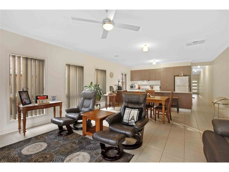 68 Baigent Avenue, Doreen VIC 3754