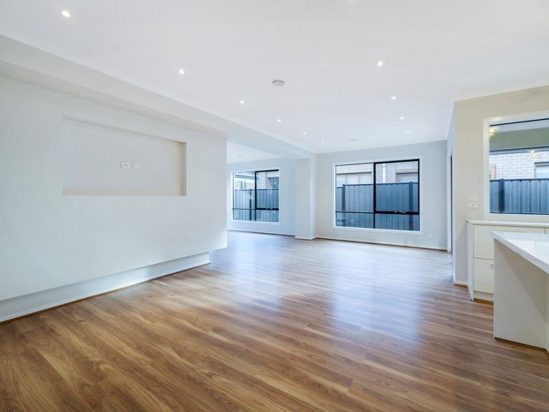 61 Lockhart Street, Mernda VIC 3754