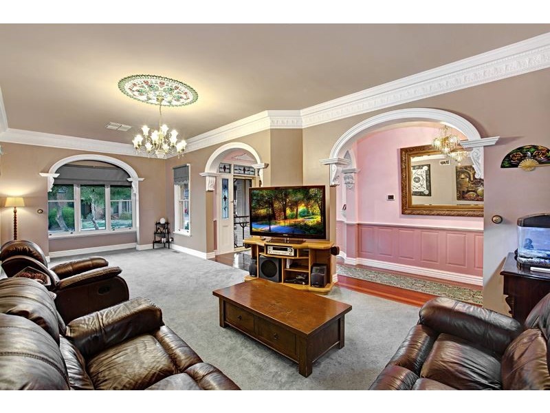 5 Nardoo Street, South Morang VIC 3752