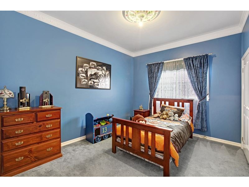 5 Nardoo Street, South Morang VIC 3752