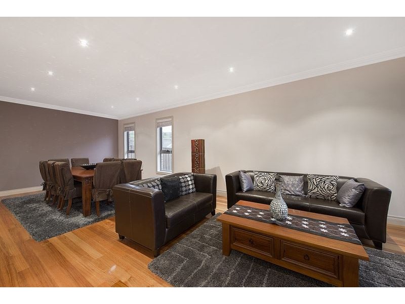 10 Petal Court, South Morang VIC 3752