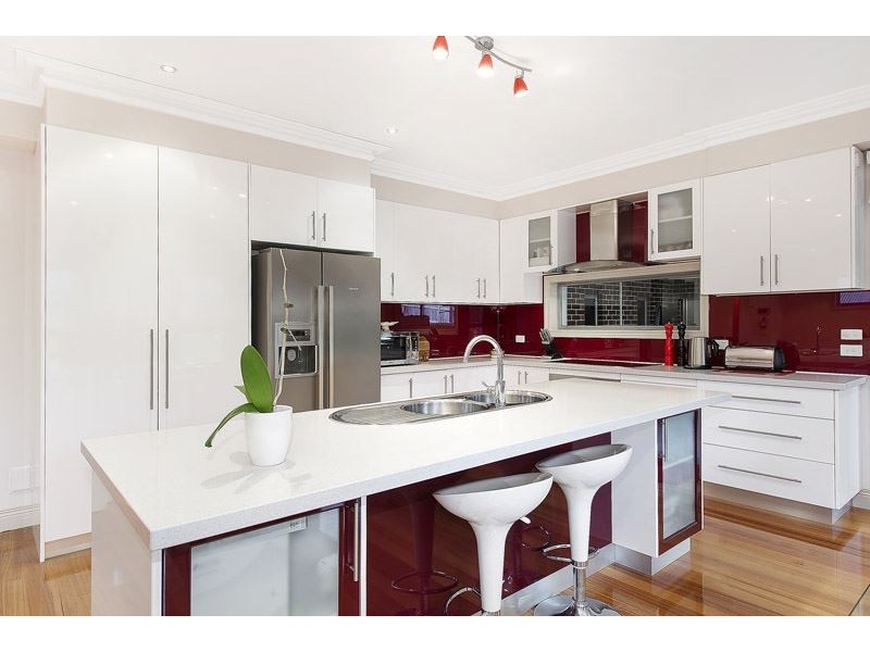 10 Petal Court, South Morang VIC 3752