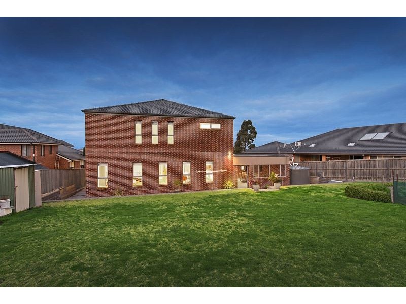 10 Petal Court, South Morang VIC 3752