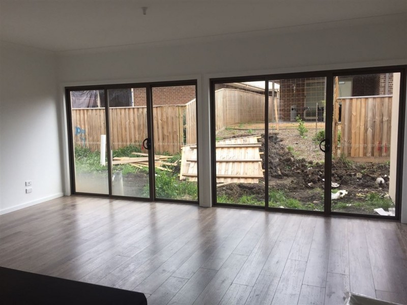 1/19 Positano Way, Lalor VIC 3075