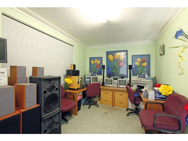 10 May Road, Lalor VIC 3075