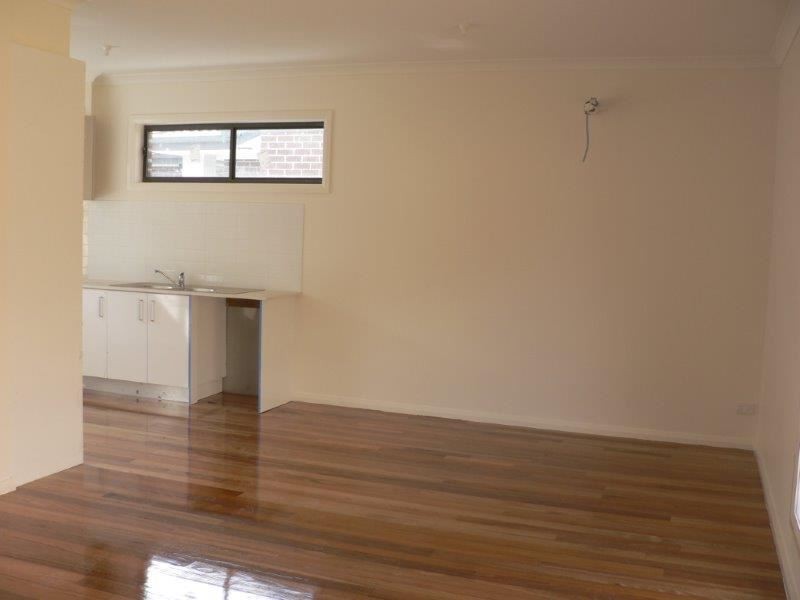 2/34 Hurtle Street, Lalor VIC 3075