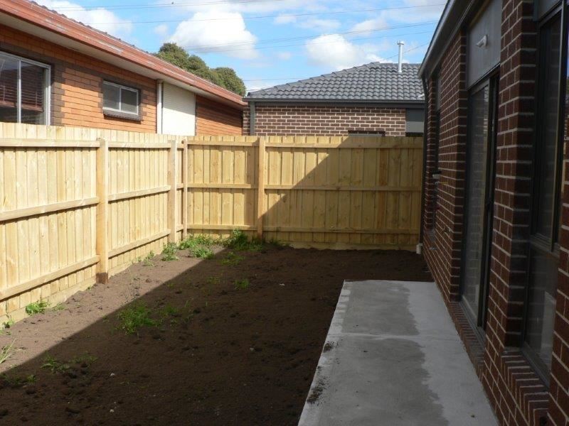 2/34 Hurtle Street, Lalor VIC 3075