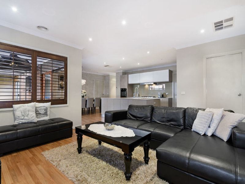 8 Treeview Drive, South Morang VIC 3752