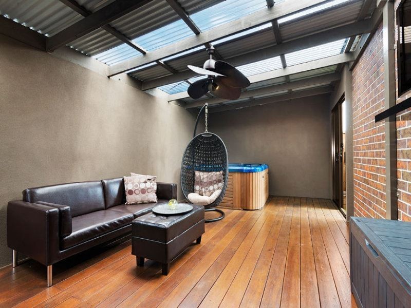 8 Treeview Drive, South Morang VIC 3752