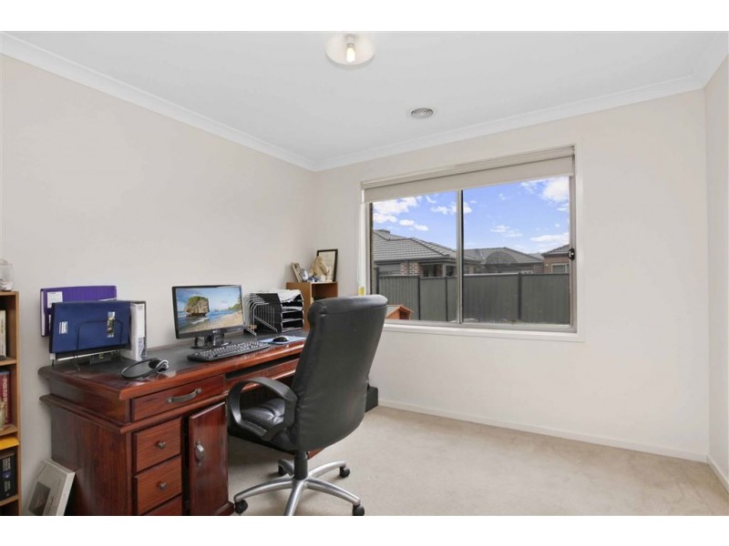 22 Yumbarra Parade, Epping VIC 3076