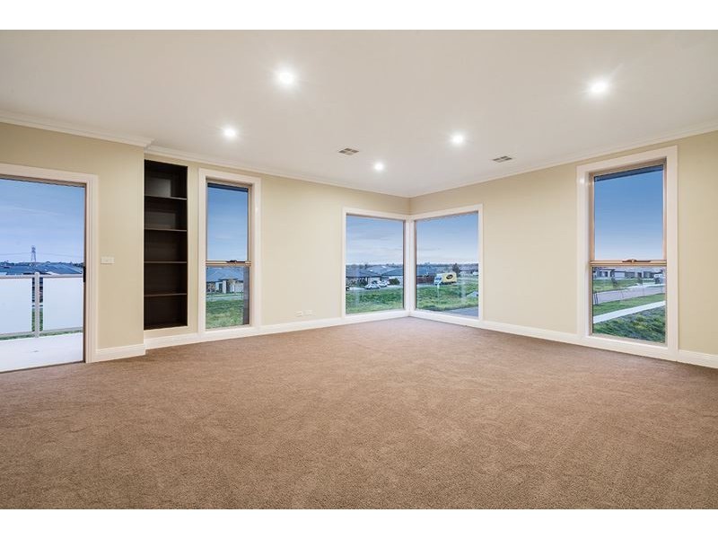 90 Gammage Boulevard, Epping VIC 3076