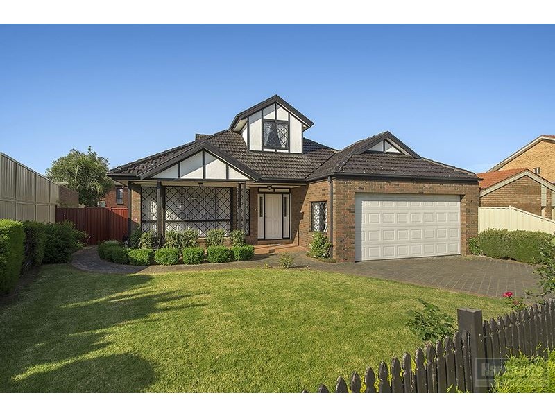 4 Acmena Court, Mill Park VIC 3082