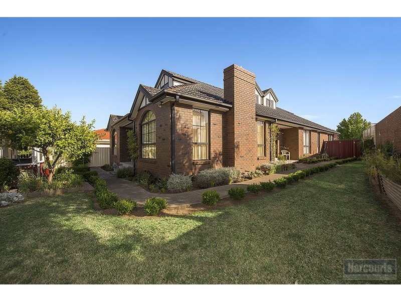 4 Acmena Court, Mill Park VIC 3082