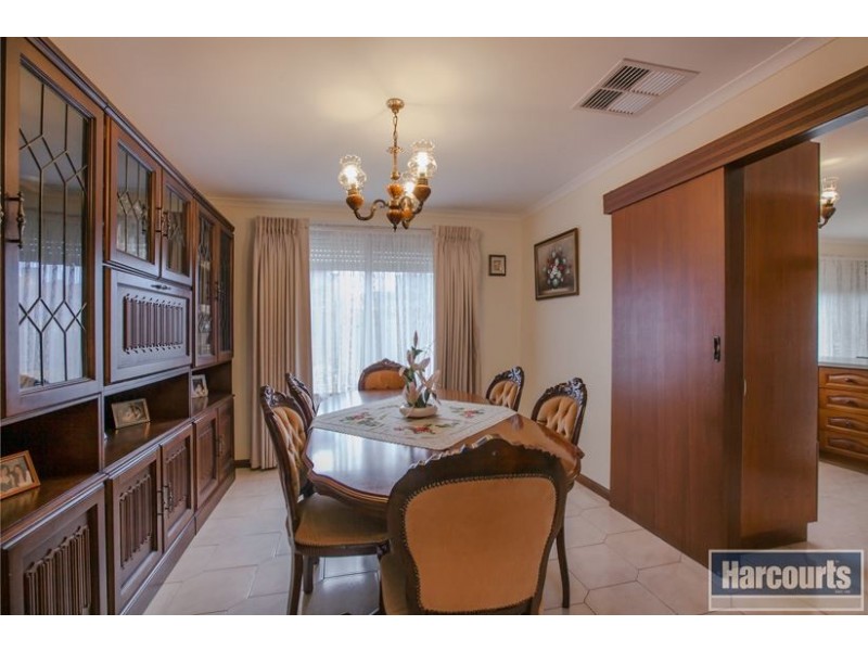 31 Kathryn Avenue, Lalor VIC 3075