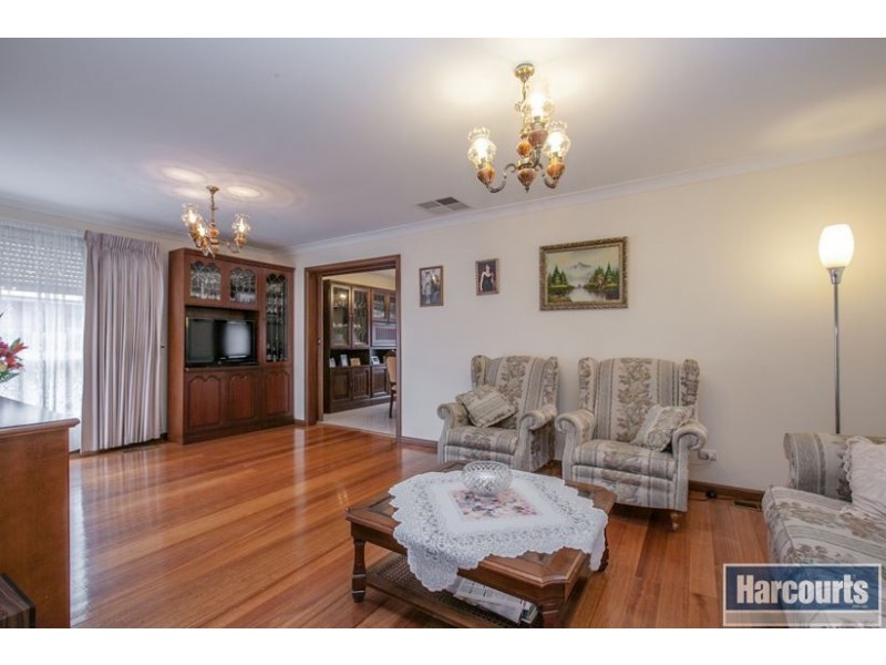 31 Kathryn Avenue, Lalor VIC 3075