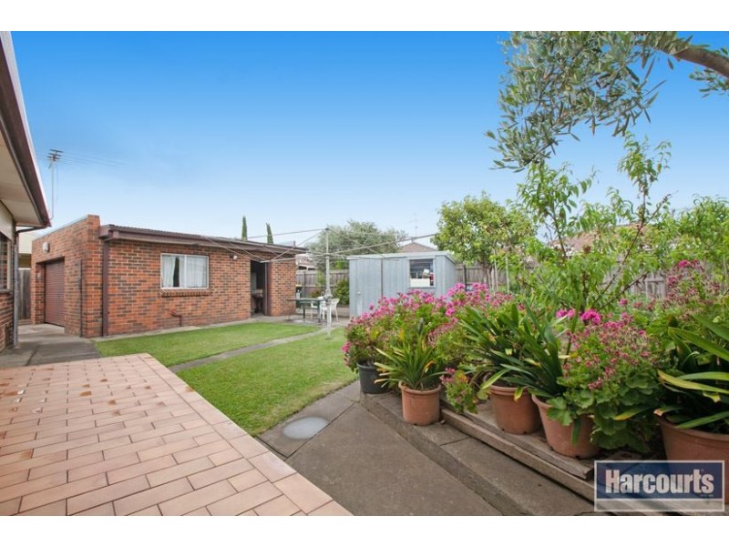 31 Kathryn Avenue, Lalor VIC 3075