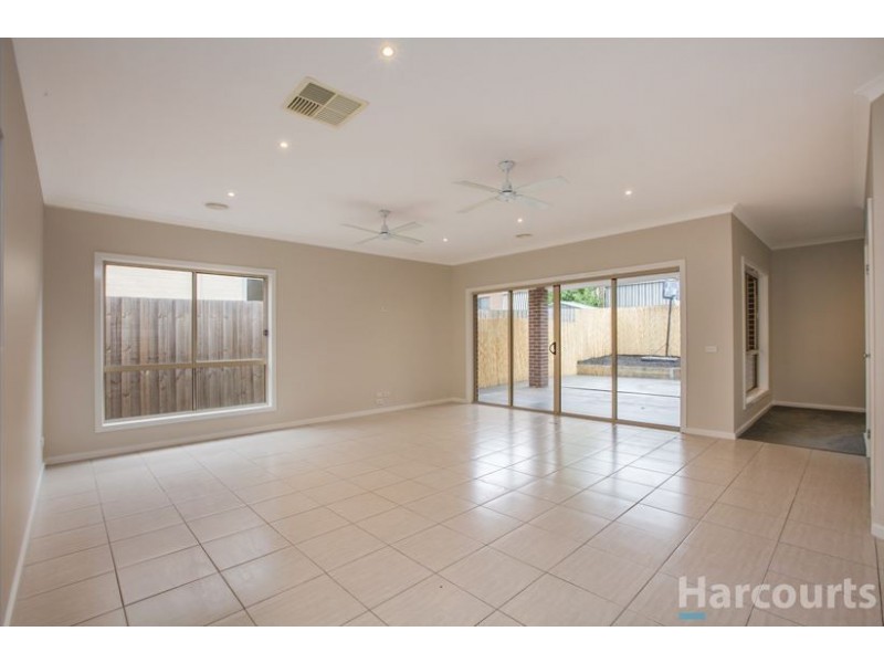 18 Amarath Circuit, Epping VIC 3076