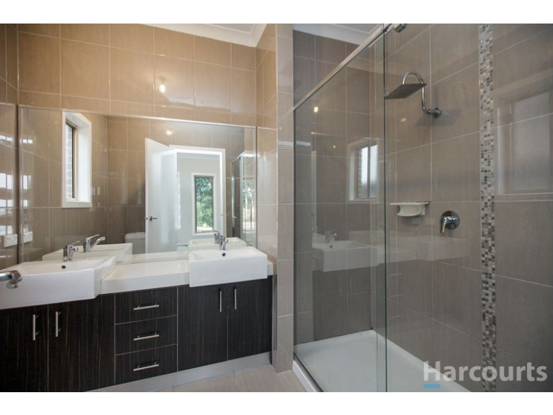 18 Amarath Circuit, Epping VIC 3076