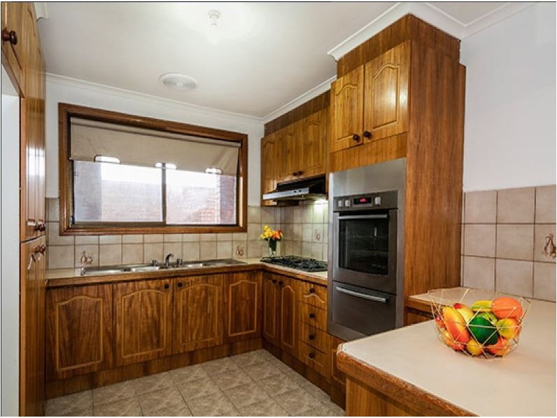 126 Barry Road, Thomastown VIC 3074
