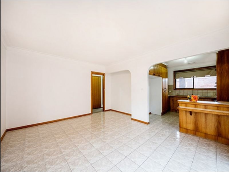126 Barry Road, Thomastown VIC 3074