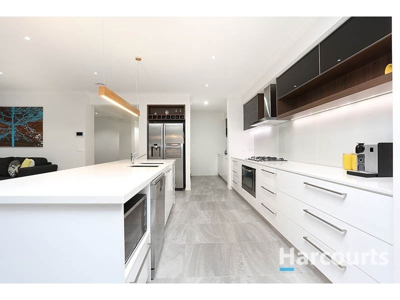 6 Grainger Drive, Wollert VIC 3750