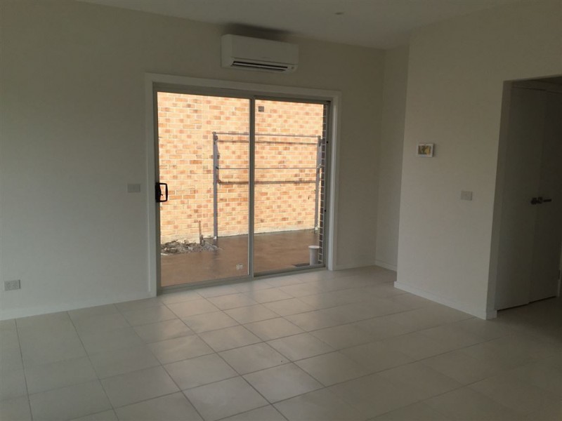 1/12 Hermione Terrace, Epping VIC 3076