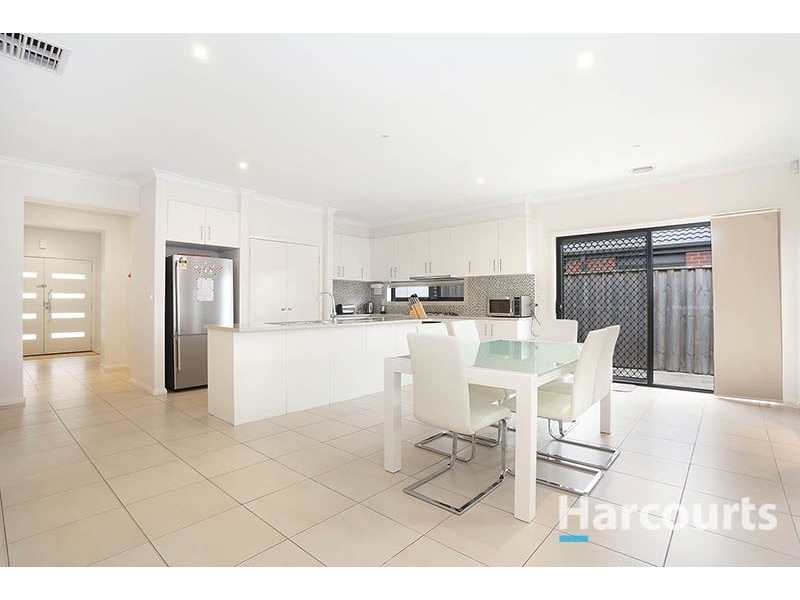 107 Gordons Road, South Morang VIC 3752