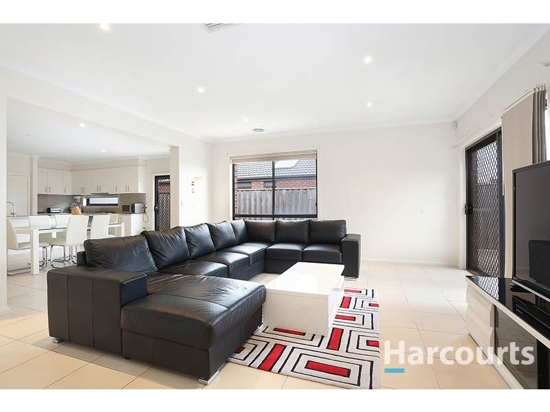 107 Gordons Road, South Morang VIC 3752