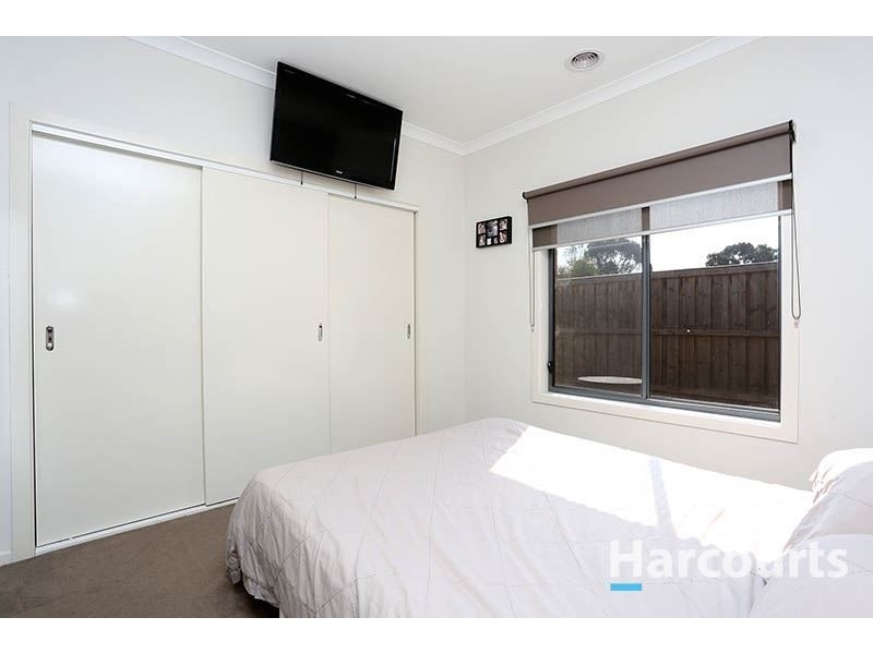 9 Deliza Walk, South Morang VIC 3752