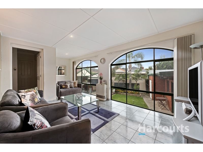 15 Everett Court, Thomastown VIC 3074