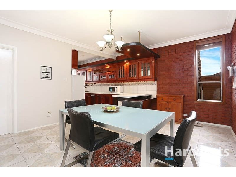 15 Maryland Close, Thomastown VIC 3074