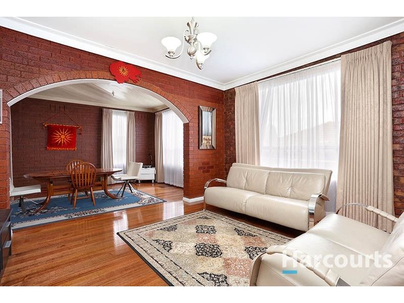 15 Maryland Close, Thomastown VIC 3074