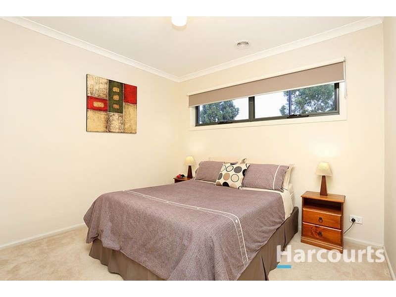 33 Hathfelde Boulevard, Mernda VIC 3754