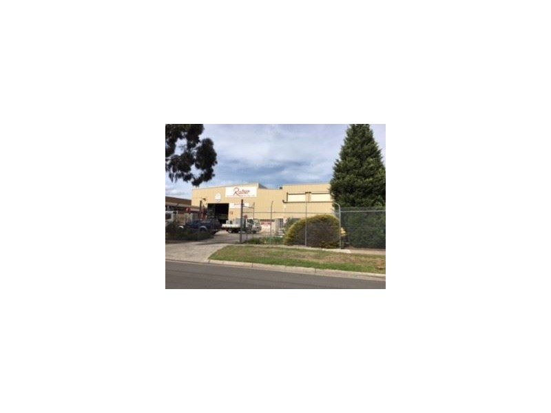 12 Longview Court, Thomastown VIC 3074