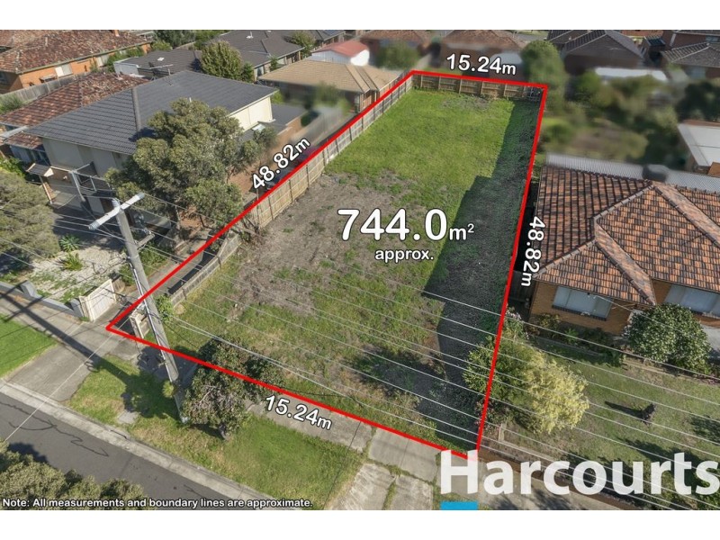 17 Clarke Street, Thomastown VIC 3074