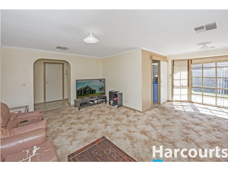 1/112 Pindari Avenue, Mill Park VIC 3082