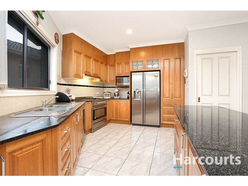 9 Mossman Crescent, Lalor VIC 3075