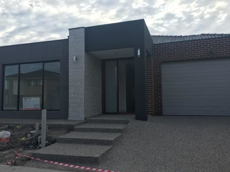 13 Dolmen Street, Wollert VIC 3750