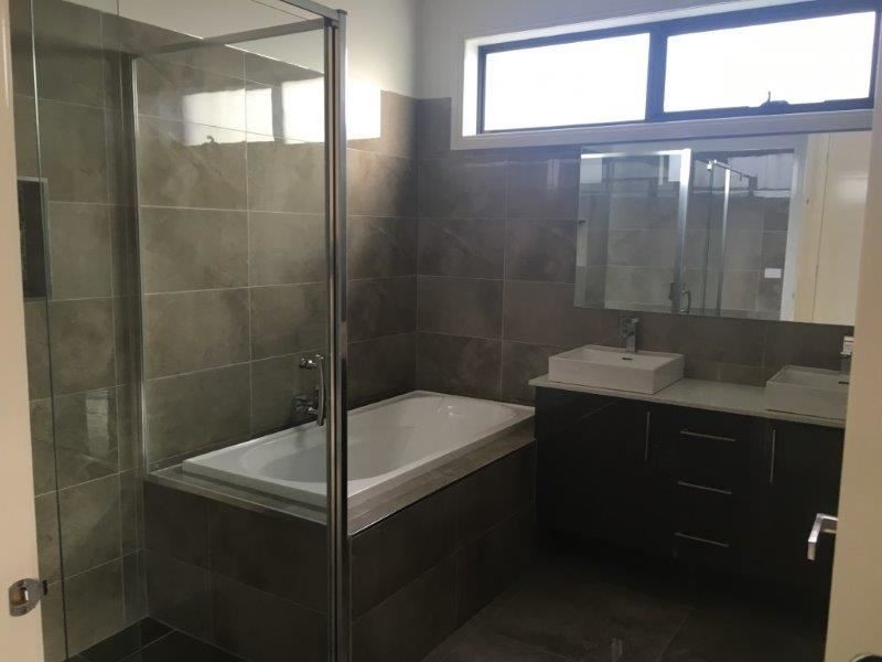 13 Dolmen Street, Wollert VIC 3750