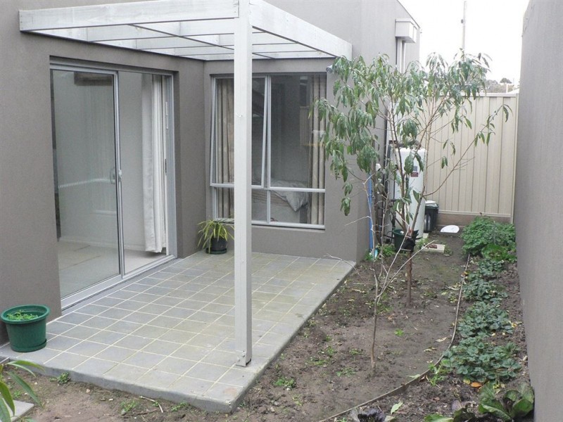 3/14 Highlands Road, Thomastown VIC 3074