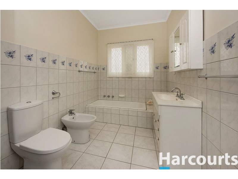 20 Miranda Road, Reservoir VIC 3073