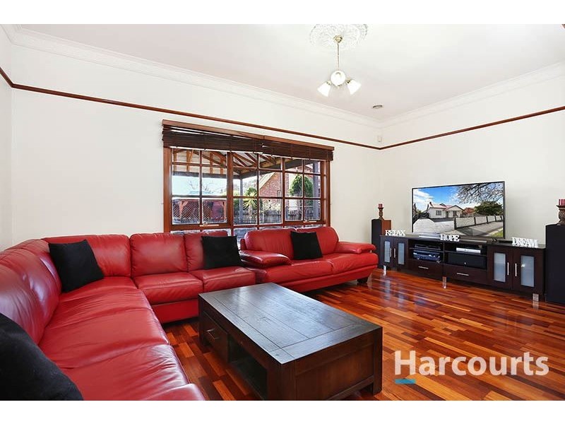 92 Leamington Street, Reservoir VIC 3073