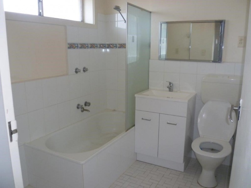 10/820 Ballarat Road, Deer Park VIC 3023