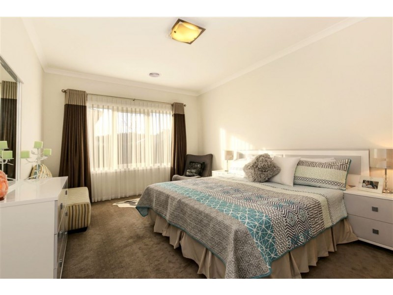 42 Lanata Street, South Morang VIC 3752