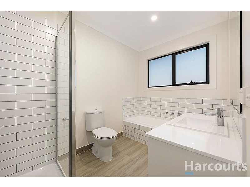 2/138 Mill Park Drive, Mill Park VIC 3082