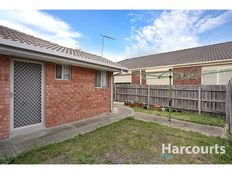 1/35 Benaroon Drive, Lalor VIC 3075